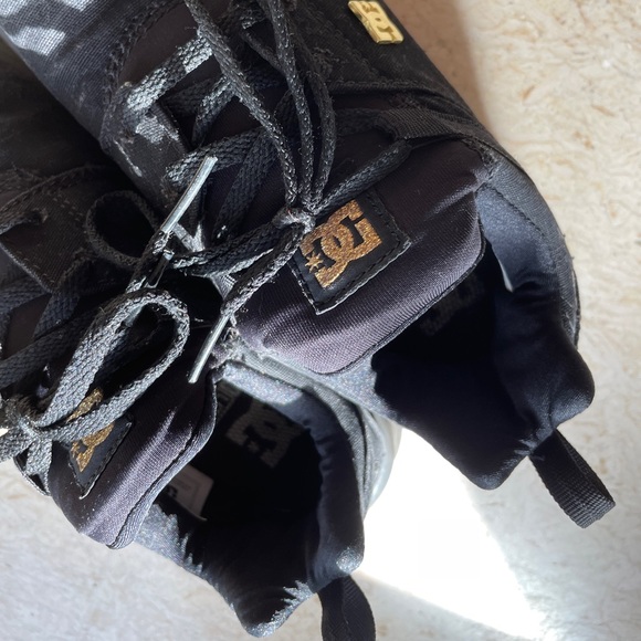 DC Black Shoes - Picture 10 of 17